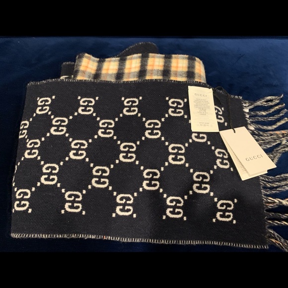 Gucci scarf 🧣 - Picture 8 of 9